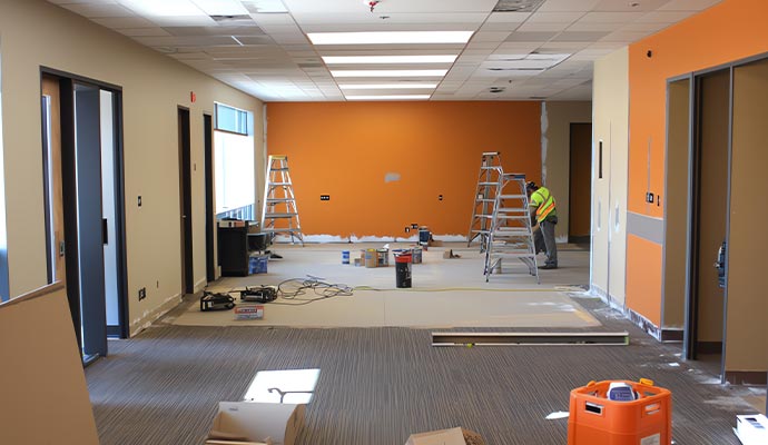 Professional interior commercial painting service